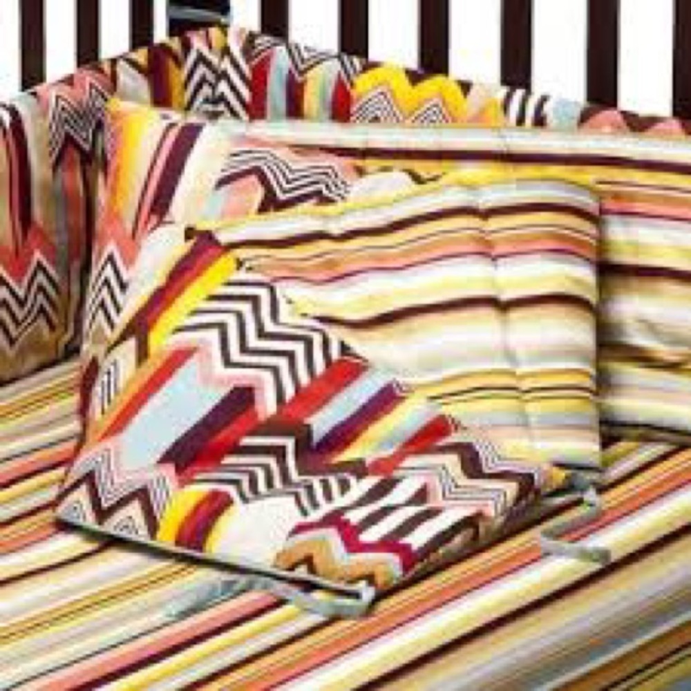 Missoni for Target Crib Dust Ruffle Pattern- Patchwork - NWT - Picture 3 of 3